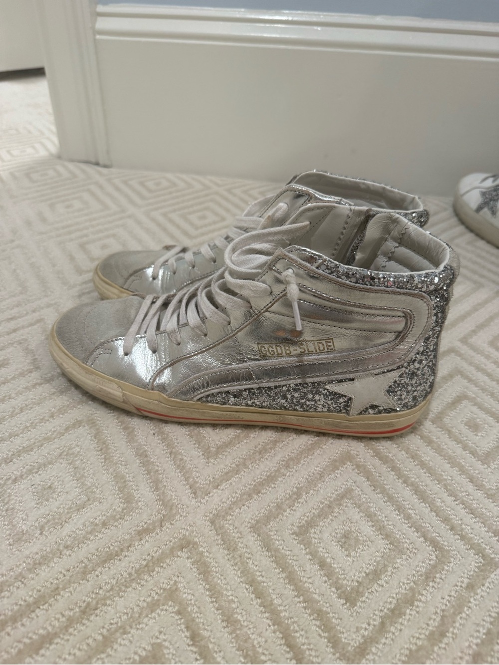 Golden Goose Silver & Cream High-Top Sneakers with Glitter Heel - Picture 5 of 7